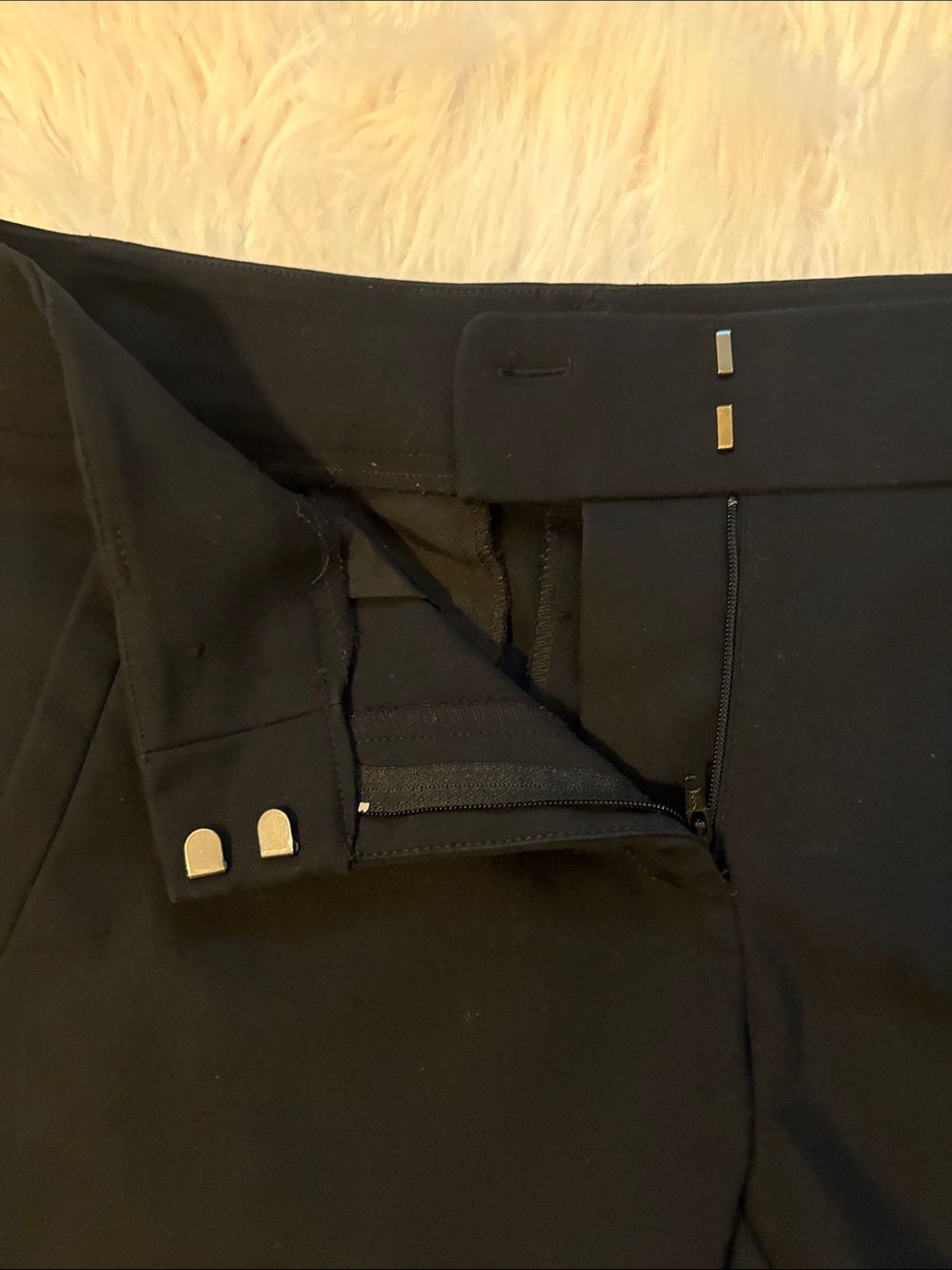 LOFT Black Slim Tailored Pants - Picture 4 of 11